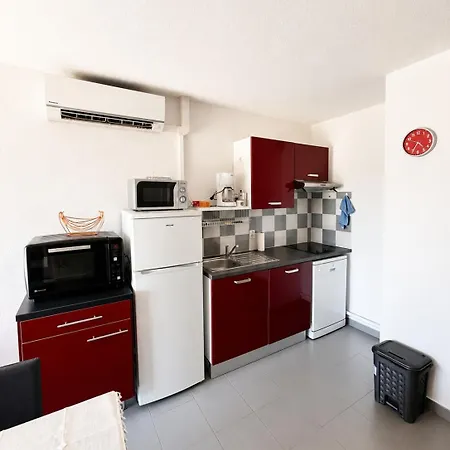Cozy 1-bedroom With Pool & Balcony ארגלס-סור-מר